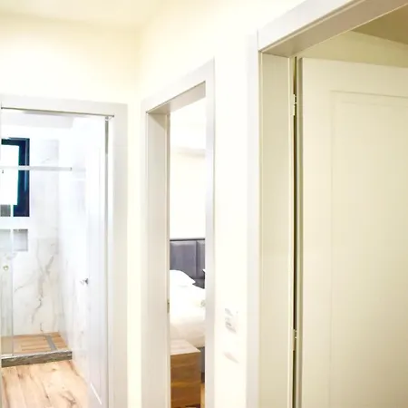 Adriatik 酒店 Vlorë