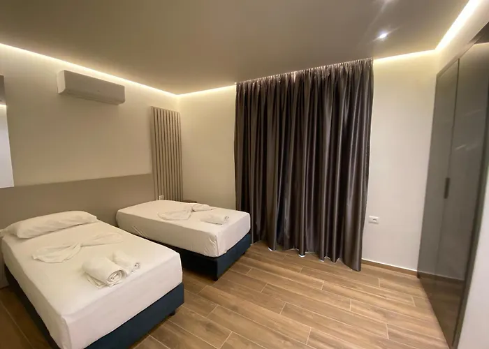 Adriatik Hotel *