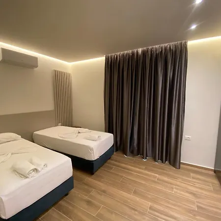 Adriatik Hotel *